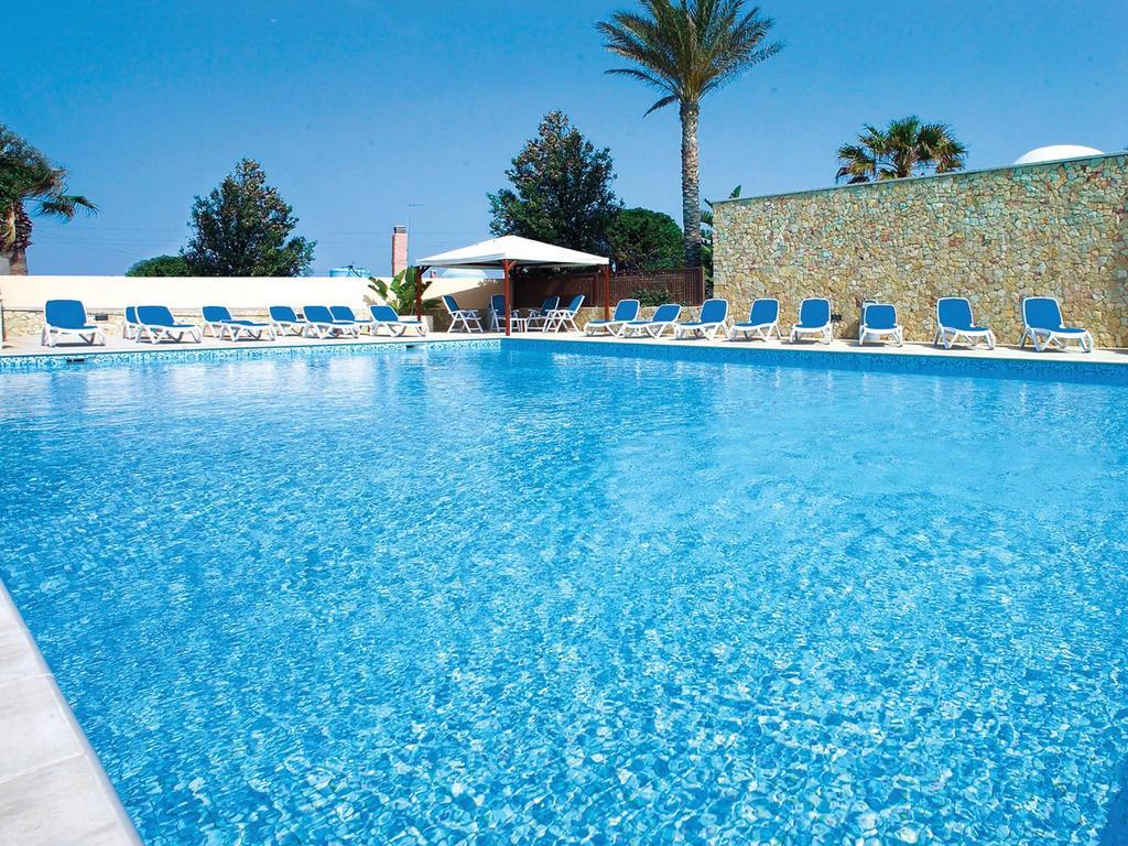 Oasis Hotel Residence Resort LMP Exterior foto