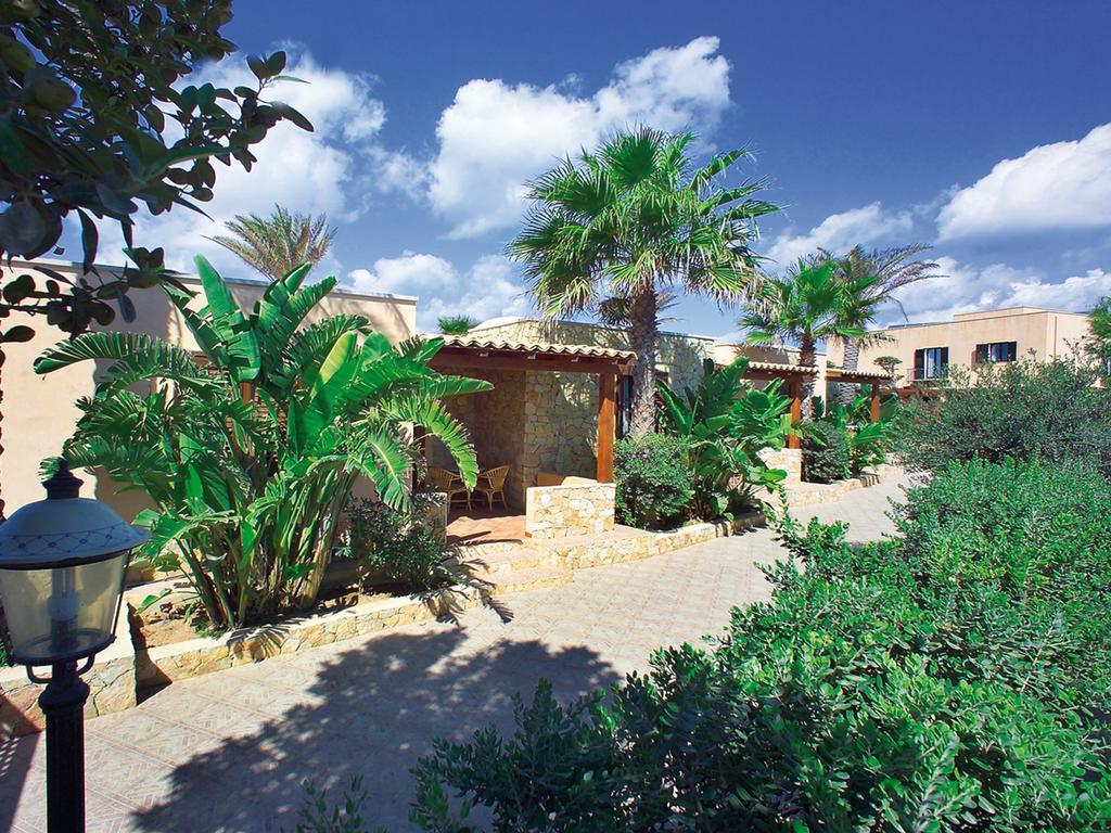 Oasis Hotel Residence Resort LMP Quarto foto