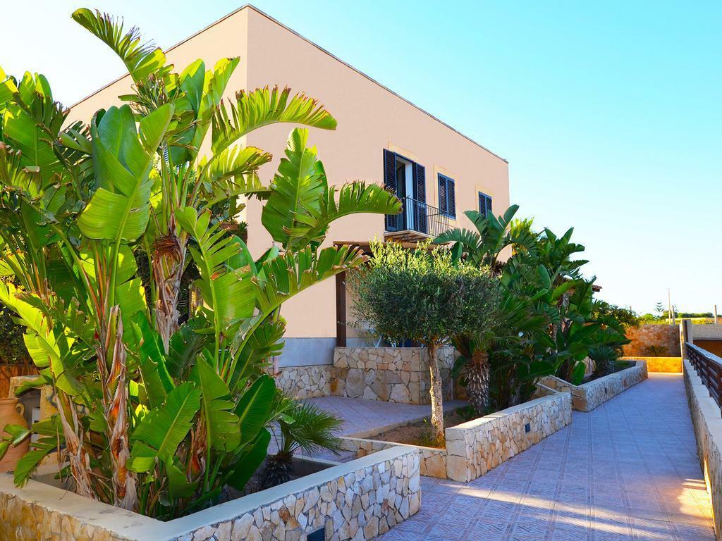 Oasis Hotel Residence Resort LMP Exterior foto
